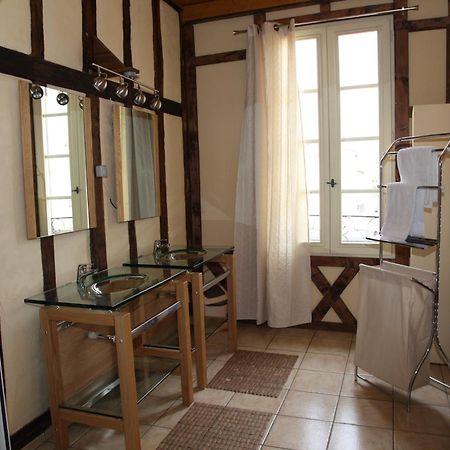 Cafe De France Bed & Breakfast Eauze ภายนอก รูปภาพ